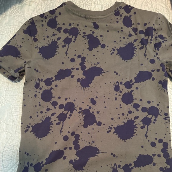 TOMMY BAHAMA tee! Shown w/ sun hat from my closet if u want 2 BUNDLE & SAVE💰💰 - Picture 7 of 7